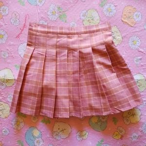 Pleated skirt